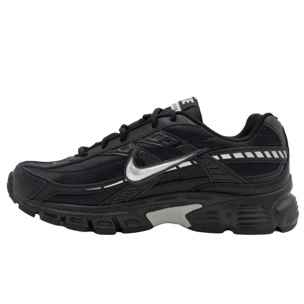 nike-initiator-cn-ib4595-001-czarne-meskie-lifestyle-bok-2.jpg