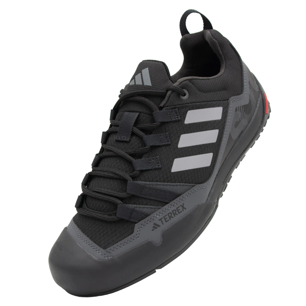 adidas-terrex-swift-solo-2-ie6901-czarne-meskie-hikingowe-przod.jpg
