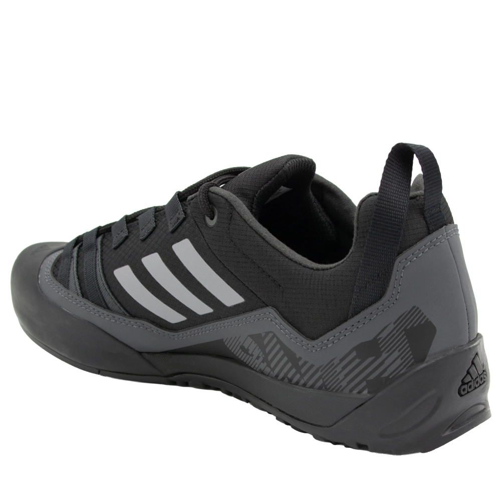 adidas-terrex-swift-solo-2-ie6901-czarne-meskie-hikingowe-tyl.jpg